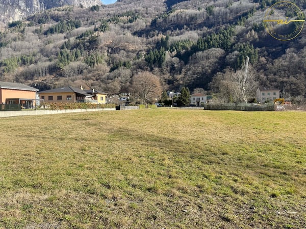 TERRENO EDIFICABILE IN MEZZO AL VERDE AD OSOGNA 1