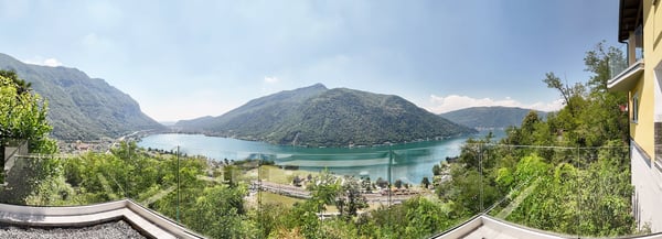 ELEGANTE VILLA INDIPENDENTE CON VISTA LAGO A ROVIO 19