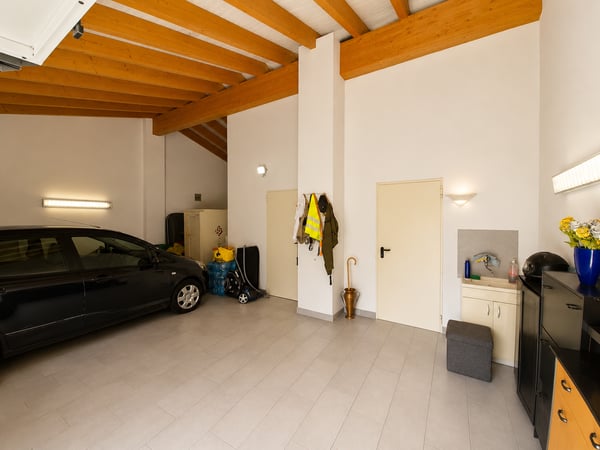 VILLA MODERNA DI 6.5 LOCALI CON AMPIO GIARDINO A STABIO 22
