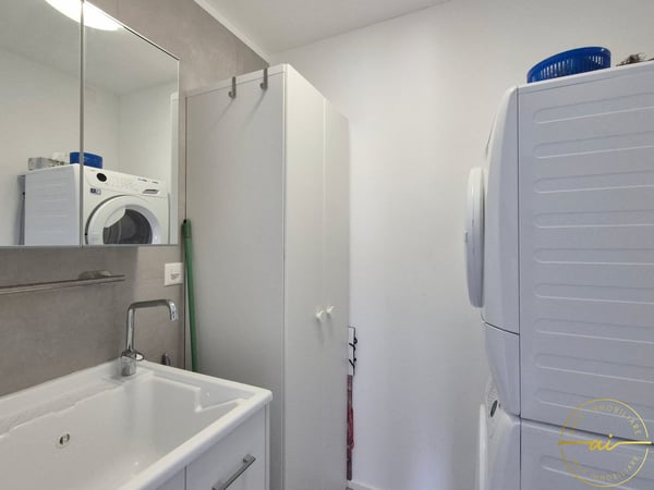 MODERNO APPARTAMENTO DI 3.5 LOCALI CON AMPIA TERRAZZA A GIUBIASCO 11