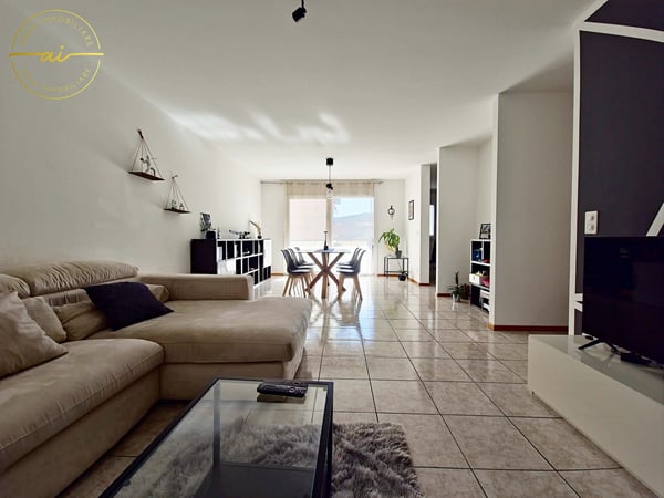 AMPIO E LUMINOSO APPARTAMENTO DI 4.5 LOCALI CON BALCONE A GENESTRERIO 2