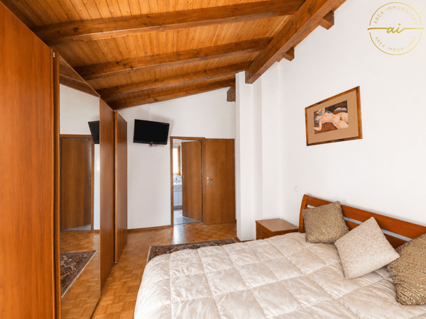 CASA UNIFAMILIARE CON GIARDINO IN MEZZO AL VERDE 5