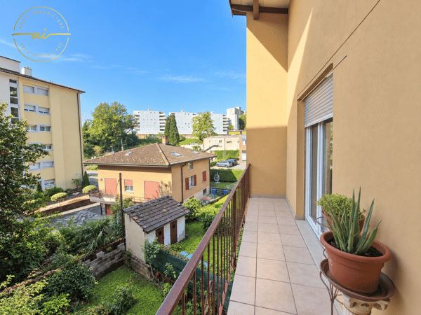 APPARTAMENTO DI 3.5 CON BALCONE LOCALI A VACALLO 5