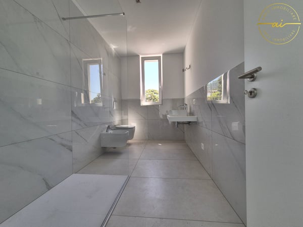 NUOVO ATTICO DI 4.5 LOCALI CON AMPIA TERRAZZA A VACALLO 12