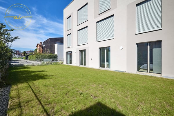 SPAZIOSO 4.5 LOCALI CON GIARDINO IN ELEGANTE RESIDENZA 2