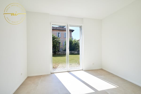 SPAZIOSO 4.5 LOCALI CON GIARDINO IN ELEGANTE RESIDENZA 22