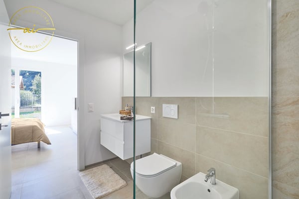 SPAZIOSO 4.5 LOCALI CON GIARDINO IN ELEGANTE RESIDENZA 18
