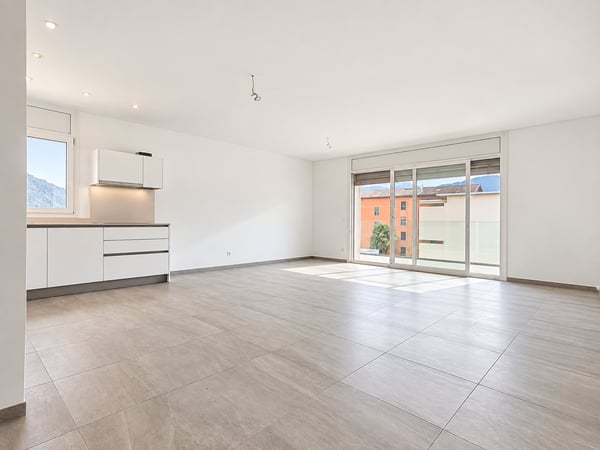 APPARTAMENTO DI 3.5 LOCALI AL SECONDO PIANO NELLA NUOVA RESIDENZA REGINA 4