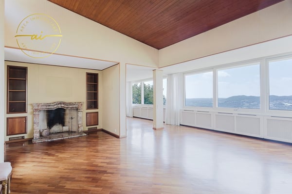 PRESTIGIOSA VILLA BIFAMILIARE CON PISCINA E AMPI SPAZI – OPPORTUNITÀ UNICA 9