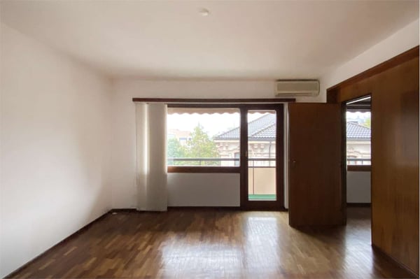 Ampi e luminosi uffici in centro a Lugano 7