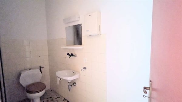 Chiasso, locale commerciale , personalizzabile 6