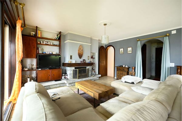 Elegante casa con vista sul Lago di Locarno 2