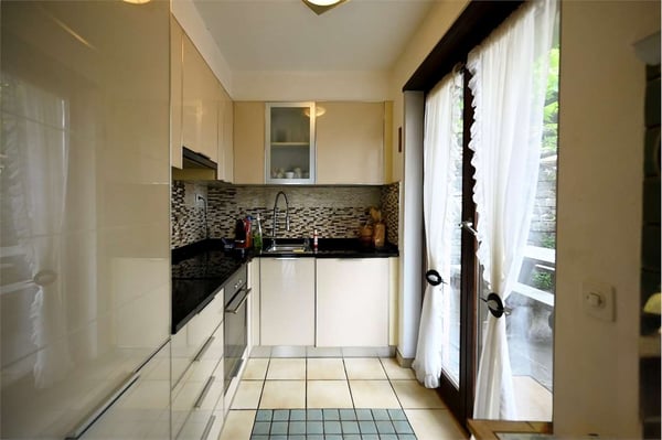 Elegante casa con vista sul Lago di Locarno 4