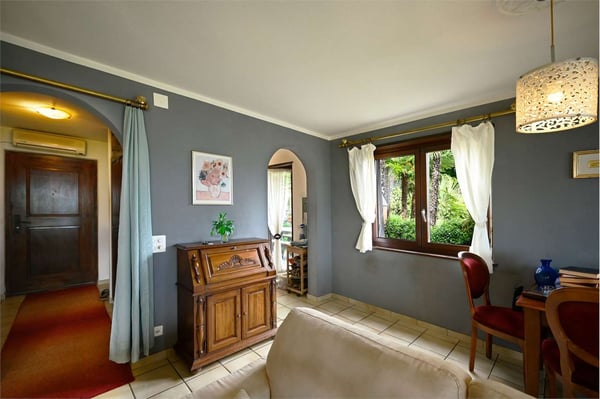Elegante casa con vista sul Lago di Locarno 3