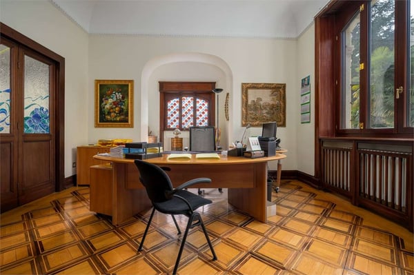 Prestigiosa villa in stile Liberty 10