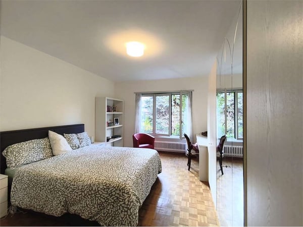 Viganello - Elegante Trilocale Arredato con Terrazzino e Doppio Serviz 3