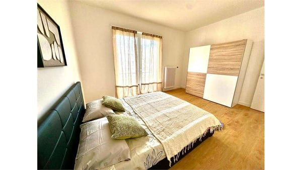 Chiasso: Trilocale Arredato in Stabile Riqualificato con Elevato Comfo 6