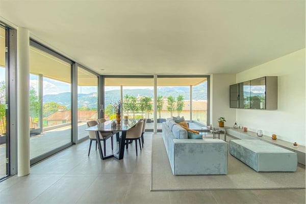 Elegante e nuovo appartamento con ampia terrazza 6