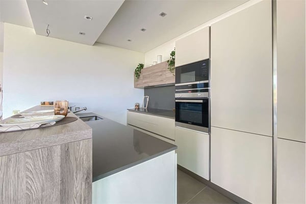 Elegante e nuovo appartamento con ampia terrazza 7