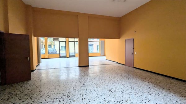 Chiasso, locale commerciale , personalizzabile 4