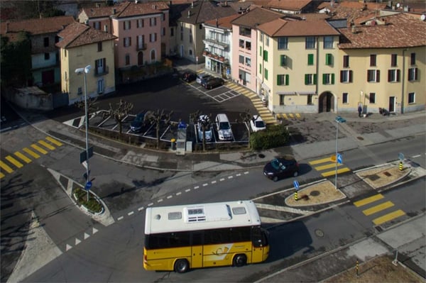 Palazzina da ristrutturare a Genestrerio 10