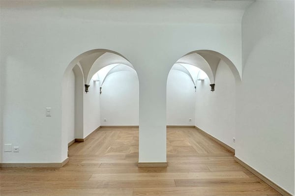 Prestigioso ufficio nella zona pedonale di Lugano 6