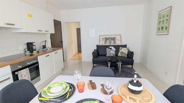 Arzo, bel 1.5 ARREDATO A NUOVO, vista sul verde 2