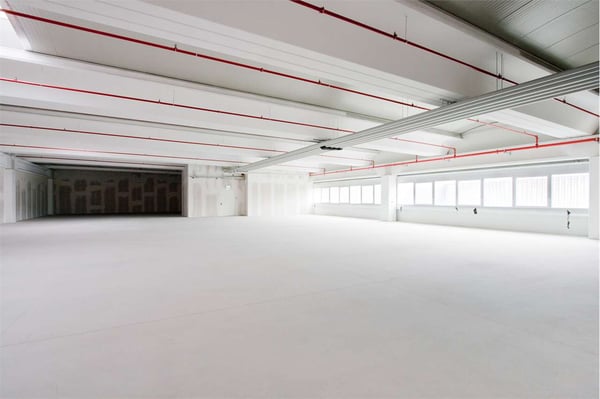Ampio Spazio commerciale di 960 m² 2