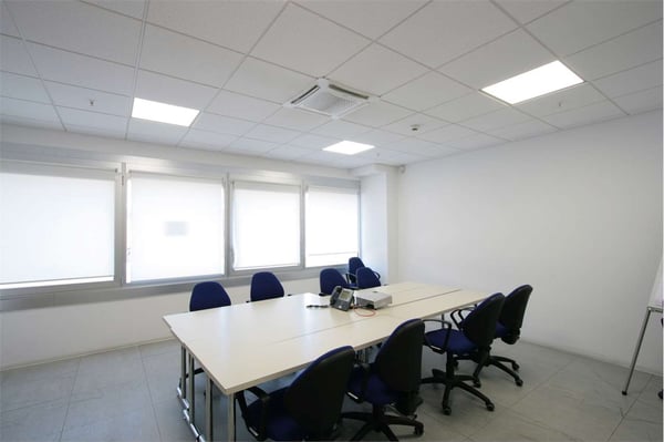 Spazi logistici e produttivi di 19'000 m² 12