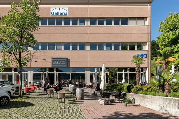 Spazioso ufficio in affitto al Centro Galleria 1 9