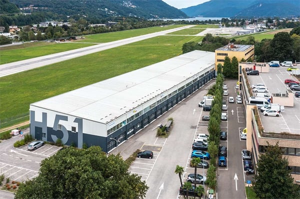 Box personalizzabile su due piani in posizione strategica 8