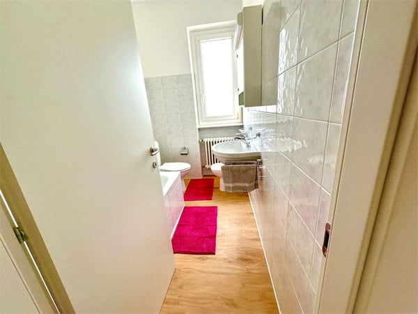 Chiasso: Trilocale Arredato in Stabile Riqualificato con Elevato Comfo 2