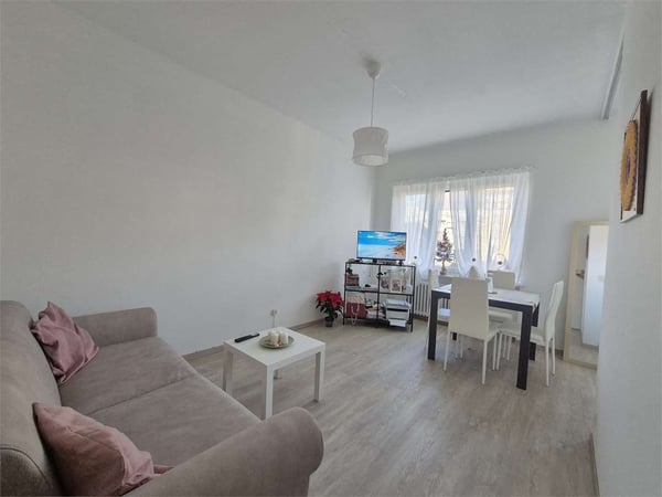 Chiasso Centro - Monolocale Arredato in Affitto, Vicino alla Stazione 1