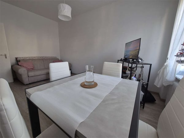 Chiasso Centro - Monolocale Arredato in Affitto, Vicino alla Stazione 6