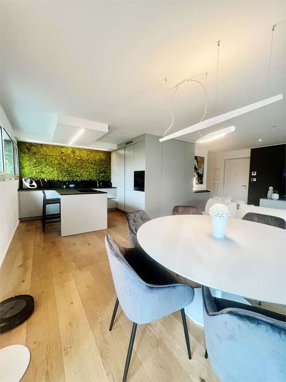 Elegante 3,5 locali arredato con giardino e vista lago 3