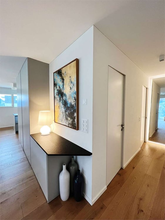Elegante 3,5 locali arredato con giardino e vista lago 4