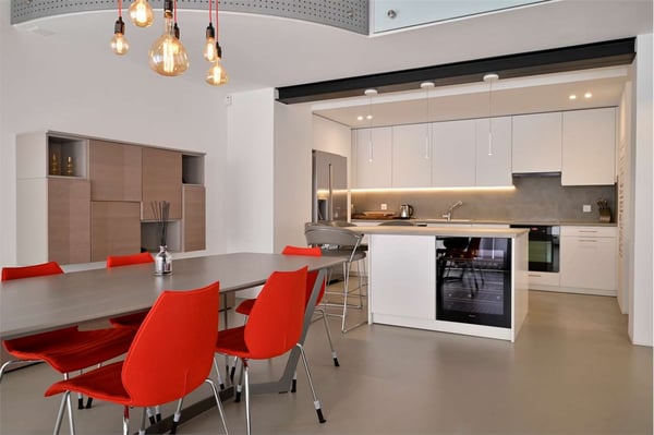 Eleganza e modernità: Villa bifamiliare ristrutturata 2