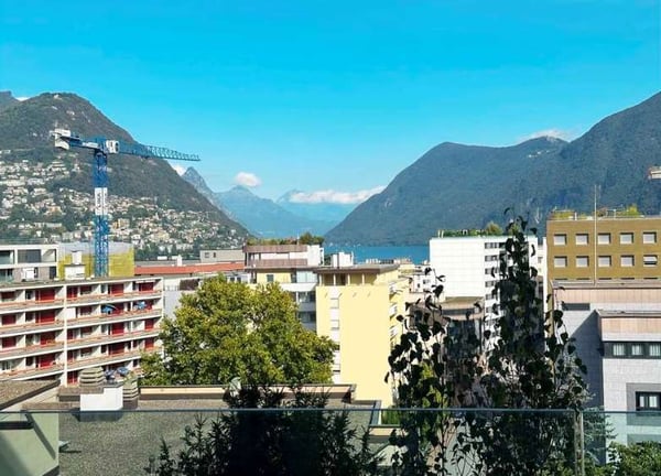 Elegante appartamento nel cuore di Paradiso 13