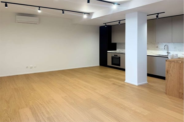 Elegante 2.5 locali appena ristrutturato 2