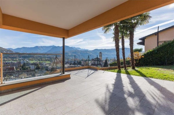 Esclusiva villa unifamiliare con vista lago 1