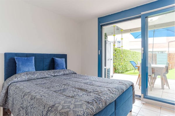 Triplex con parziale vista lago e giardino privato. 9