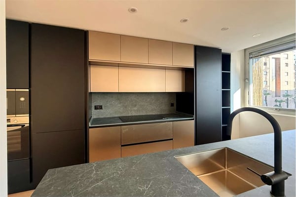 Elegante 5.5 locali ristrutturato con grande terrazzo 4