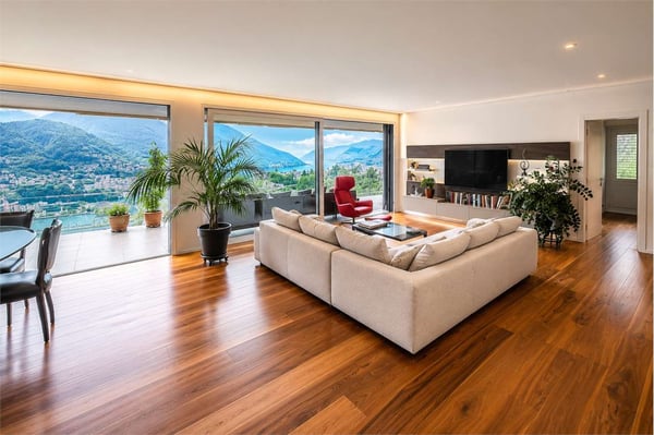 Attico panoramico con ampia terrazza e vista lago nella nuova Residenz 4