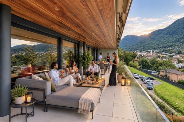 Attico panoramico con ampia terrazza e vista lago 12