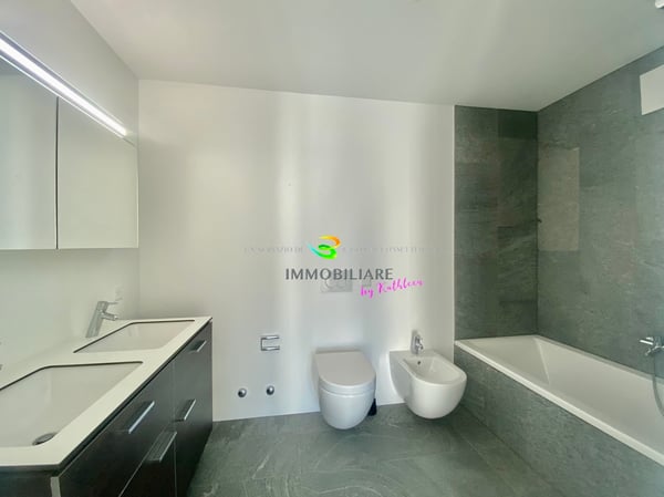 Loftwohnung mit traumhaftem Weitblick über den Lago, grosse Terrasse 11