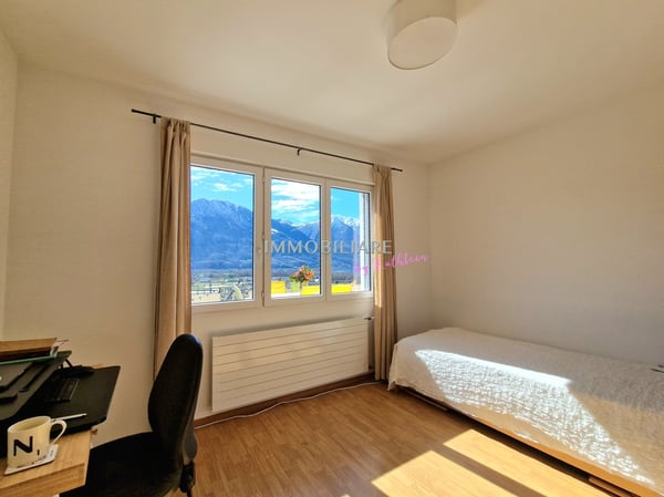 Ferienwohnung mit fantastischem Weitblick, Kamin, Garten und Garage 11