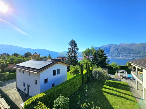 Modernes Neubau-Penthouse mit Seesicht in Piazzogna, ruhig, zentral 1
