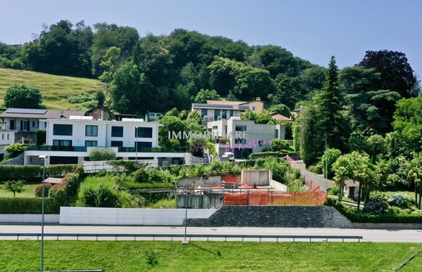 Terreno edificabile per una casa plurifam. con 3 app. e autorimessa 13