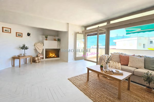 Ferienwohnung mit Seesicht vom Balkon, Kamin und Fussweg zum Bahnhof 5