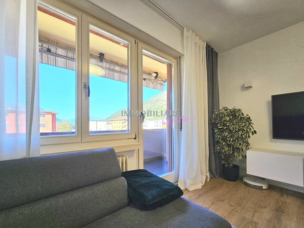 Ferienwohnung am Park, ruhig, Weitblick, niedrige Spesen, Stellplatz 6